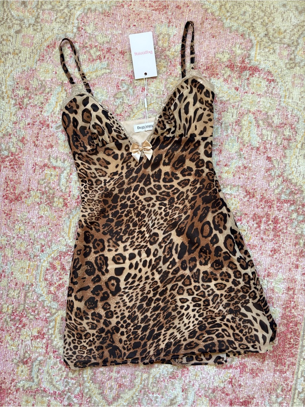 NWT Beginning Boutique \\ leopard mini dress